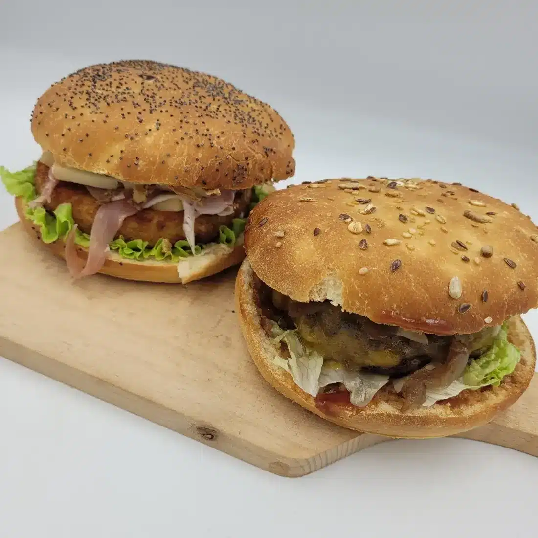 Burgers maison proposés à l'occasion